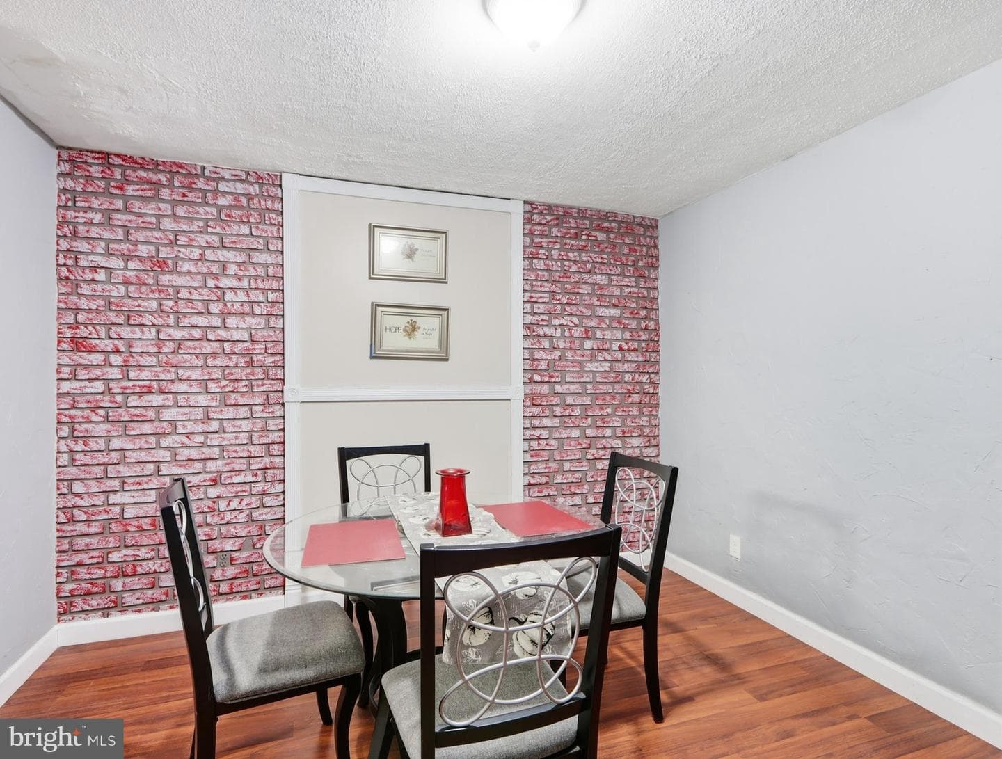 2423 Lauretta Avenue photo 8
