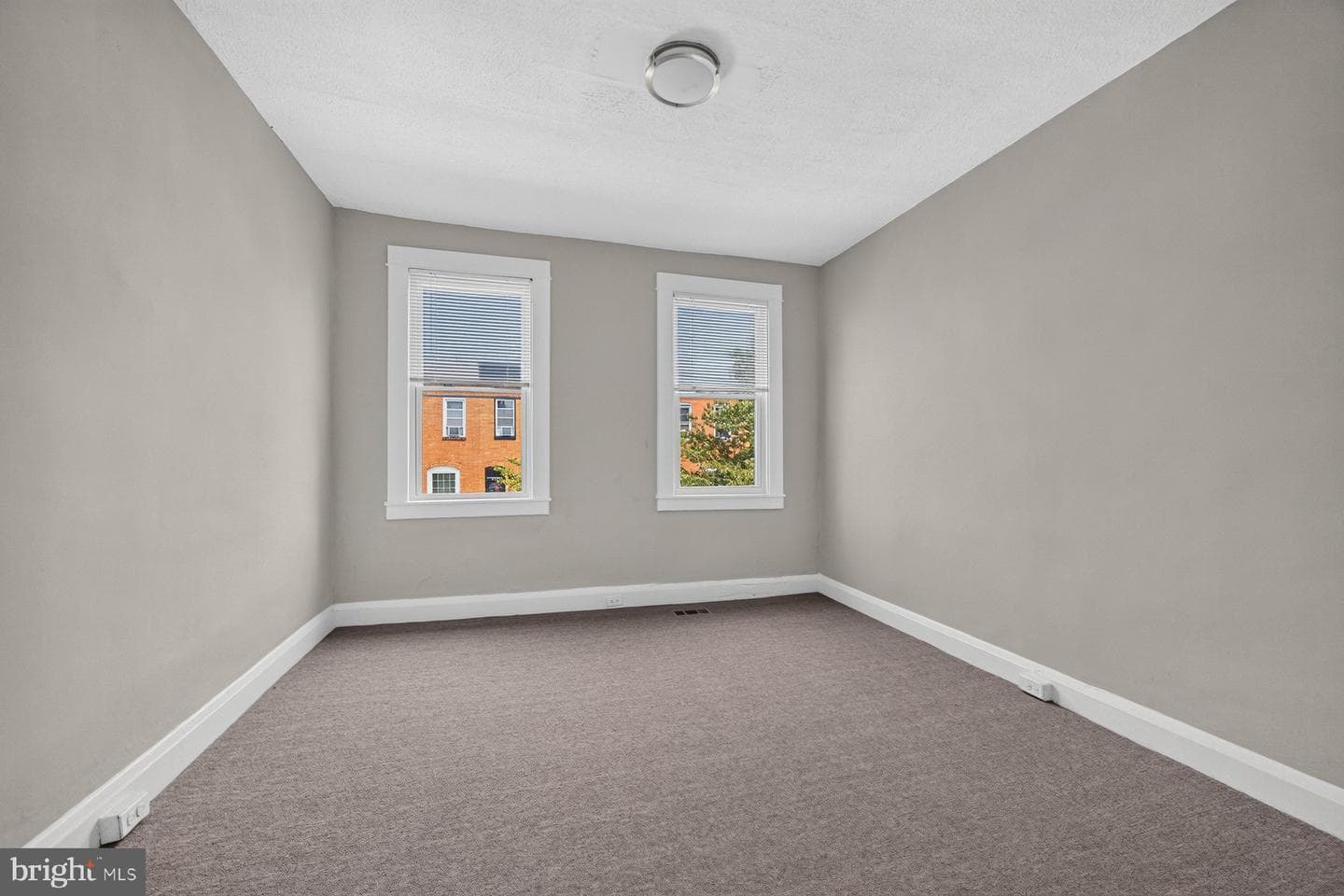 602 S Macon Street photo 22