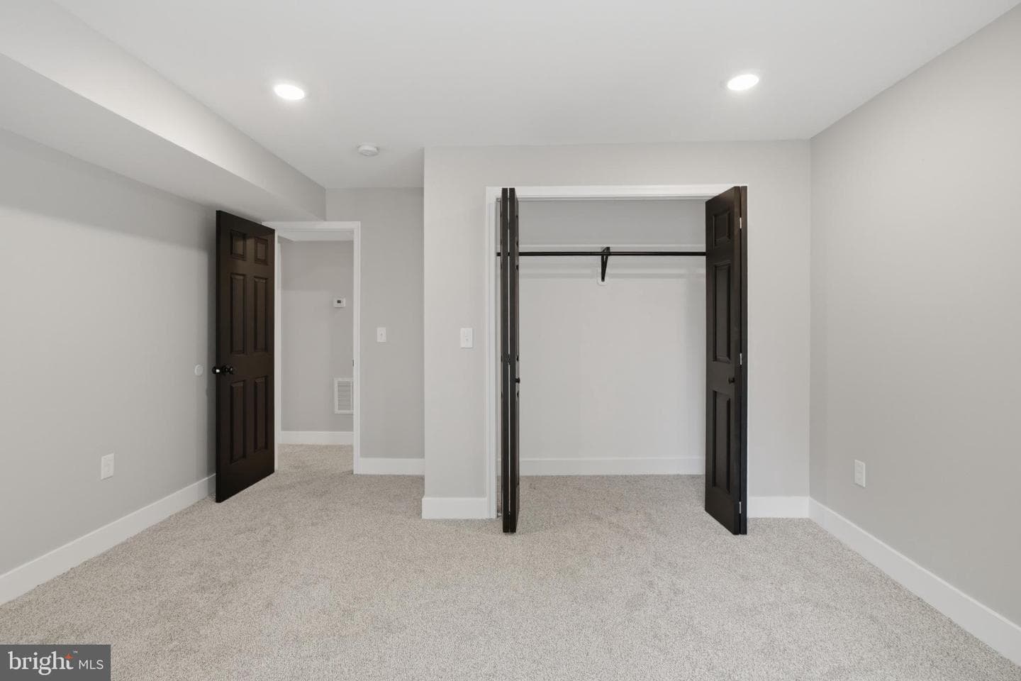 4011 Carlisle Avenue photo 39