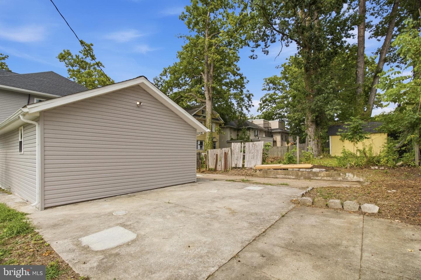 4011 Carlisle Avenue photo 49