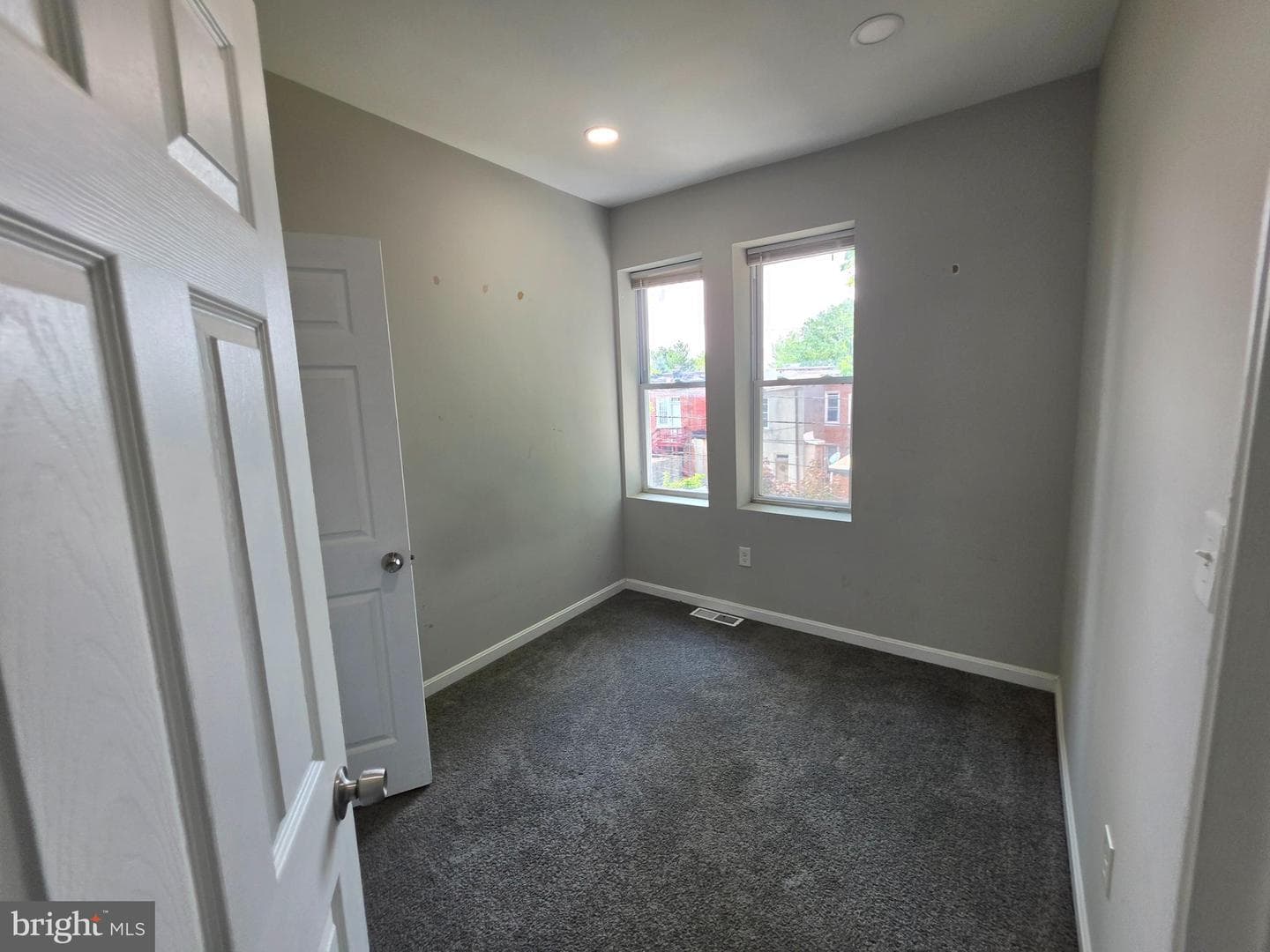 2540 Quantico Avenue photo 19