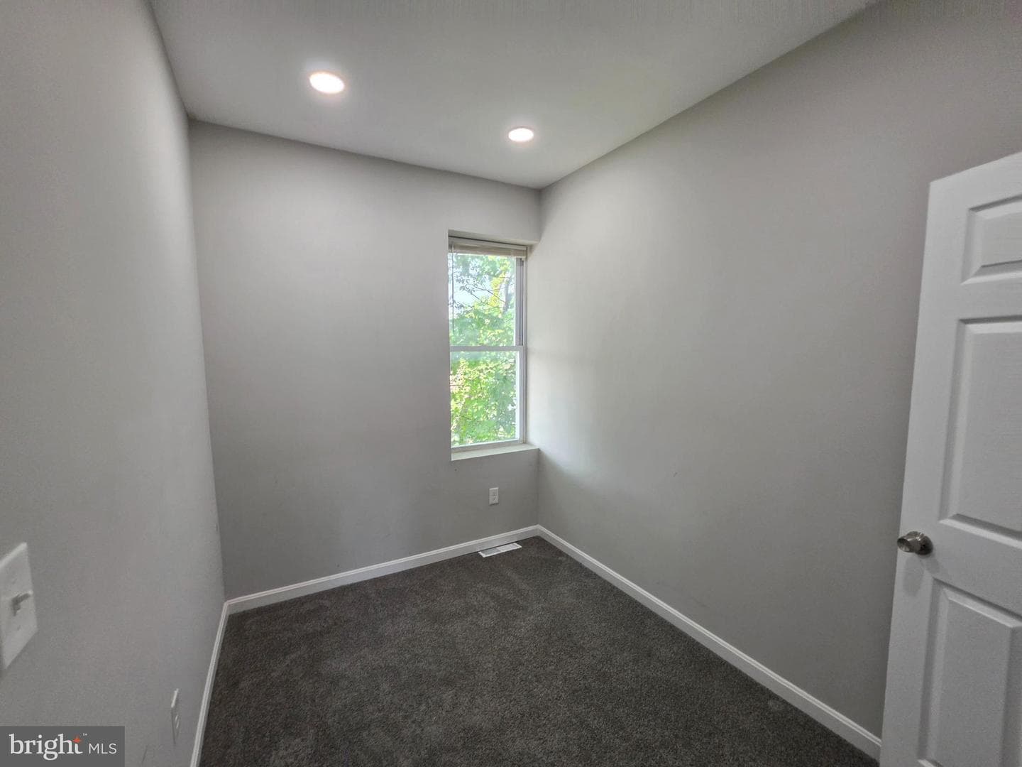 2540 Quantico Avenue photo 20