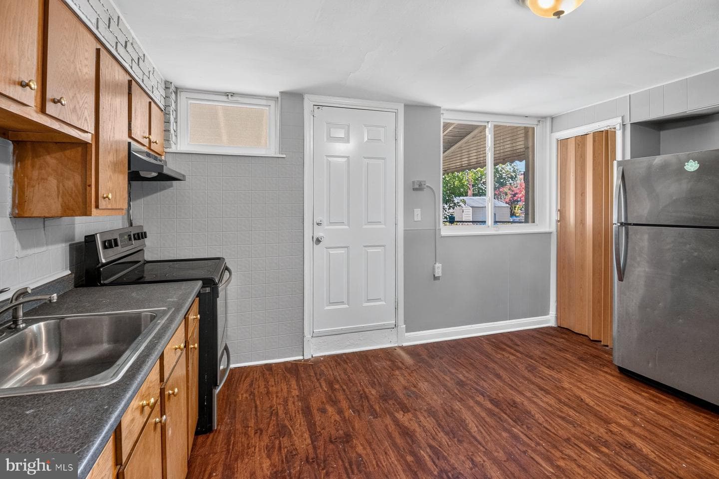 4113 Ardley Avenue photo 17
