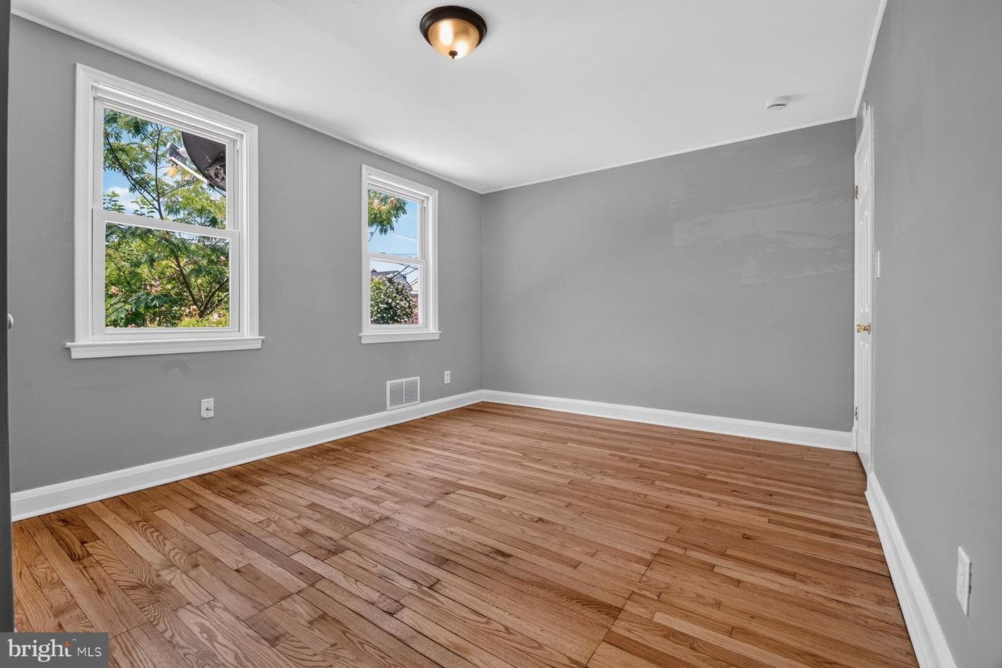 4113 Ardley Avenue photo 7