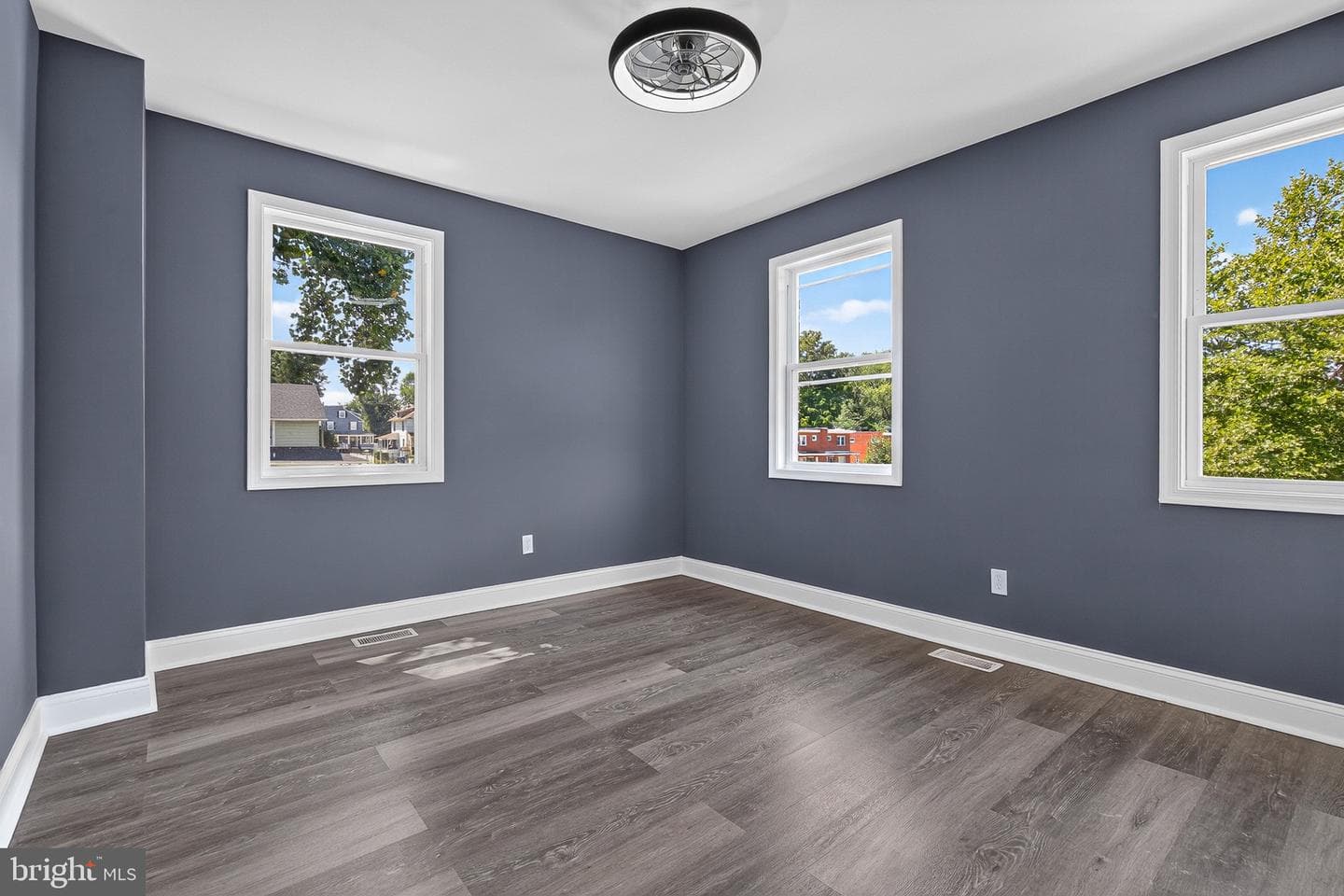 5605 Highgate Drive photo 18