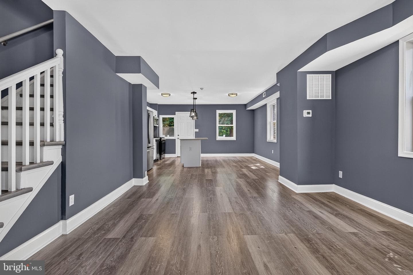 5605 Highgate Drive photo 8