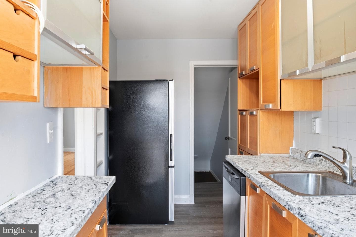3839 Elmley Avenue photo 4