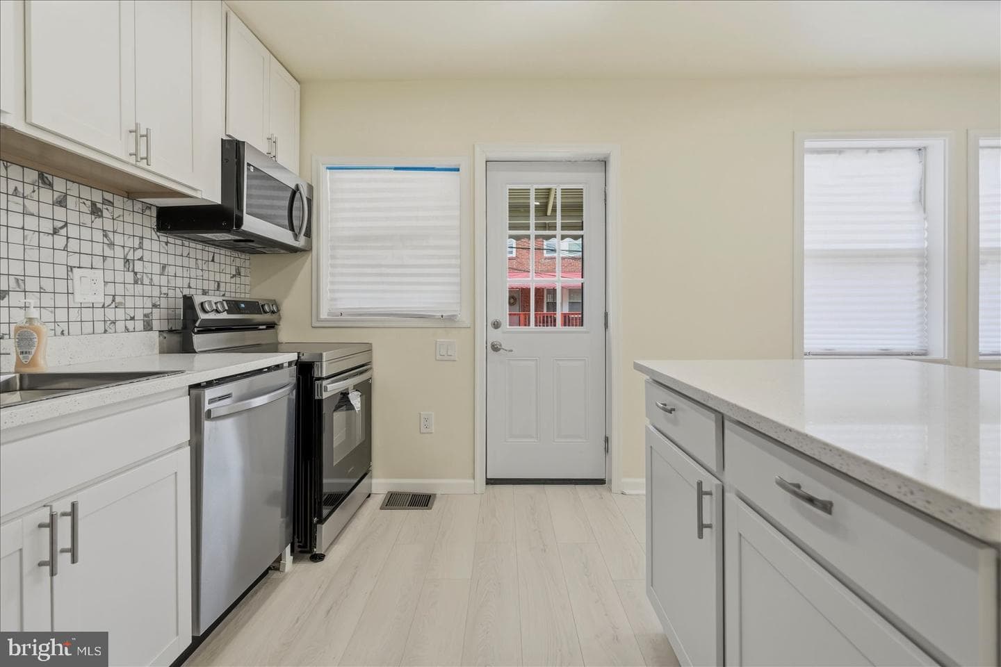 16 S Mount Olivet Lane photo 11
