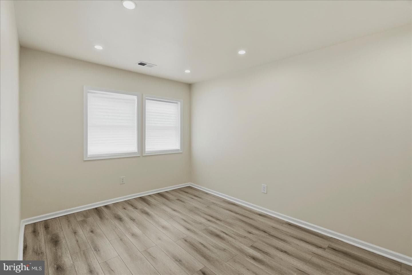 16 S Mount Olivet Lane photo 18
