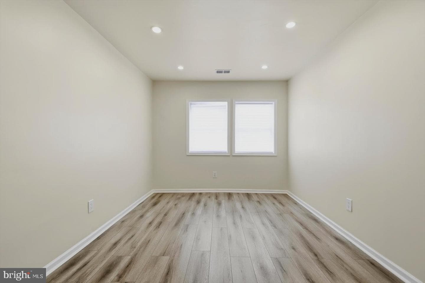 16 S Mount Olivet Lane photo 19