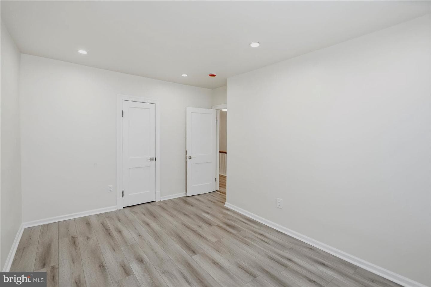 16 S Mount Olivet Lane photo 20