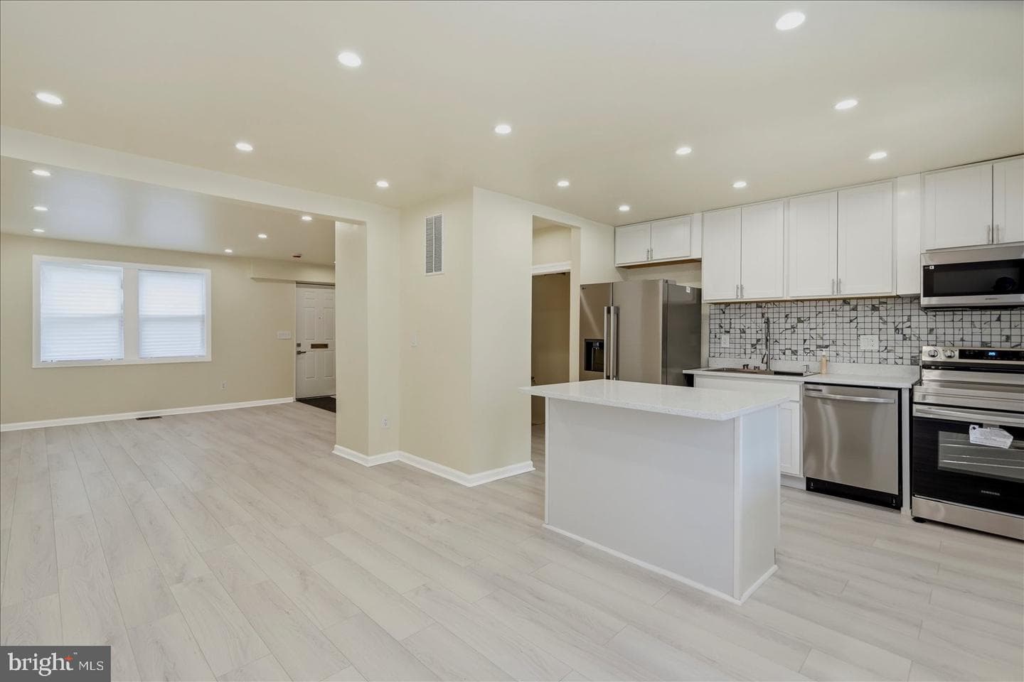 16 S Mount Olivet Lane photo 8