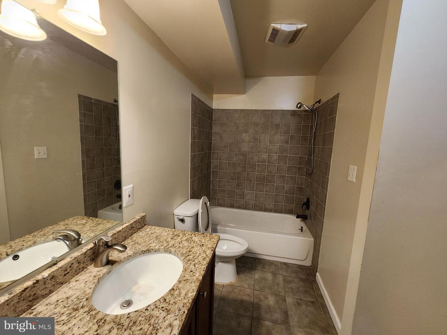 506 N Chester Street photo 36