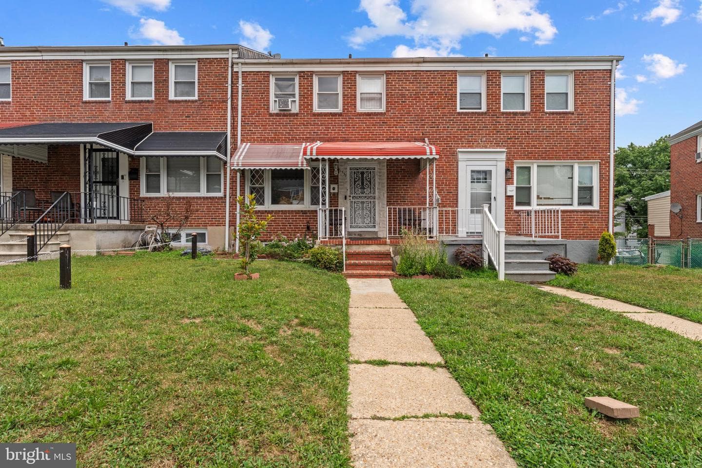 1538 Wadsworth Way photo 1