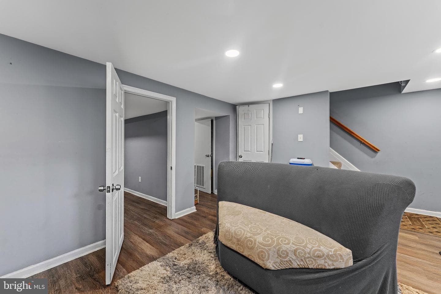1538 Wadsworth Way photo 20