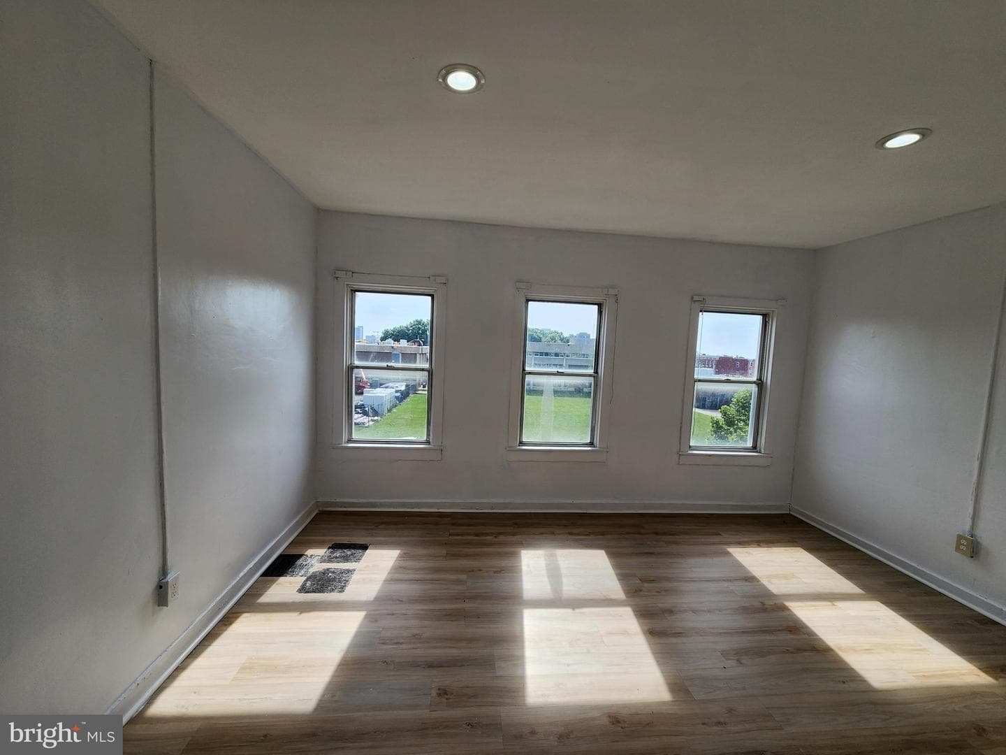 112 Stricker Street photo 32