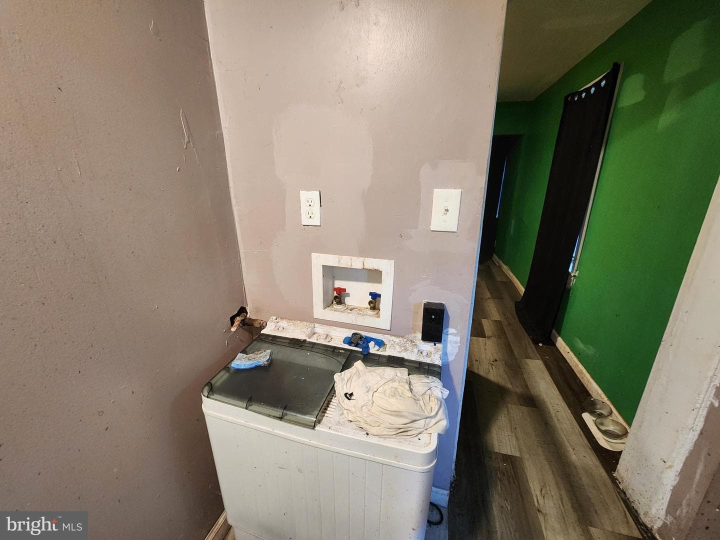 112 Stricker Street photo 8