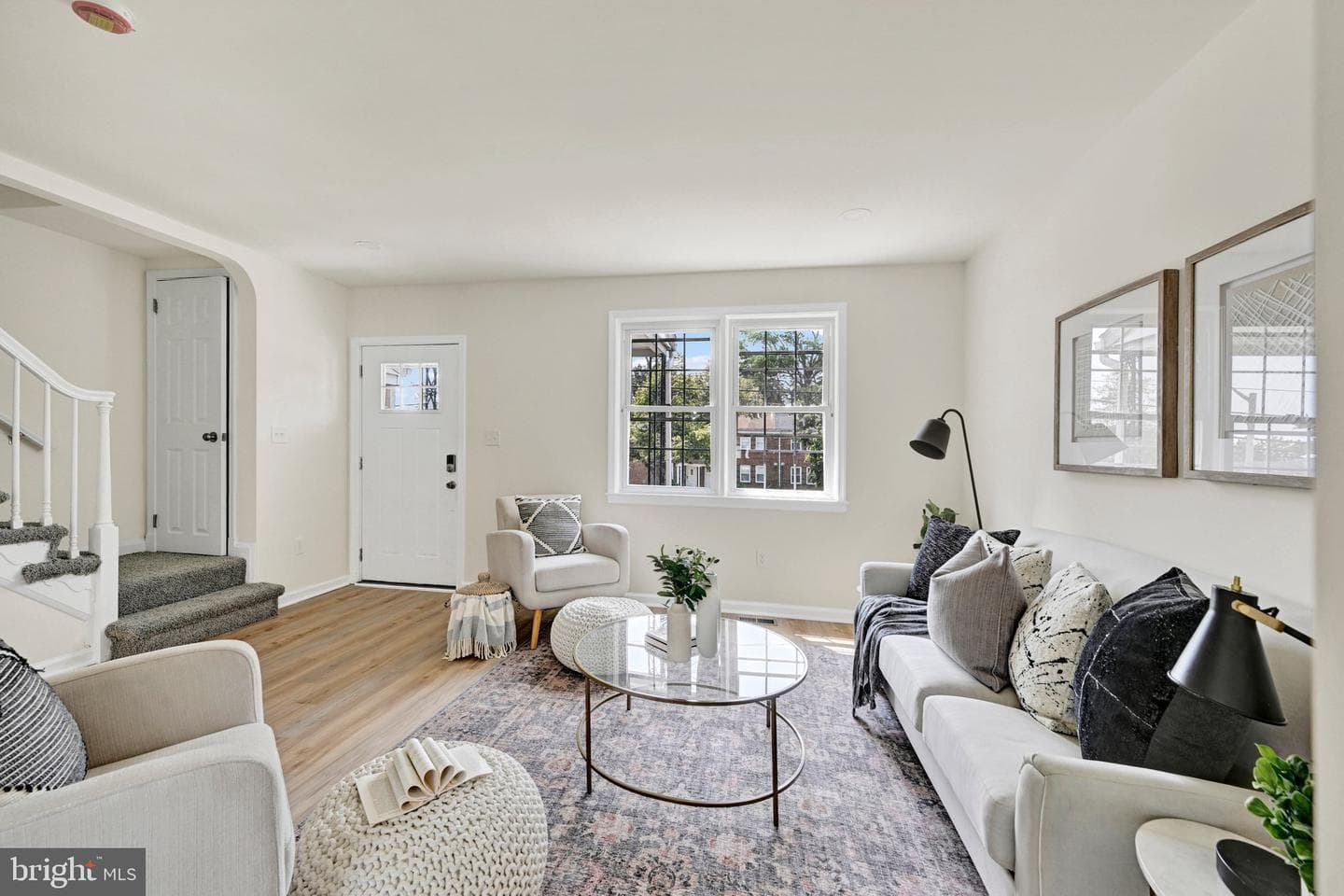 5829 The Alameda photo 6