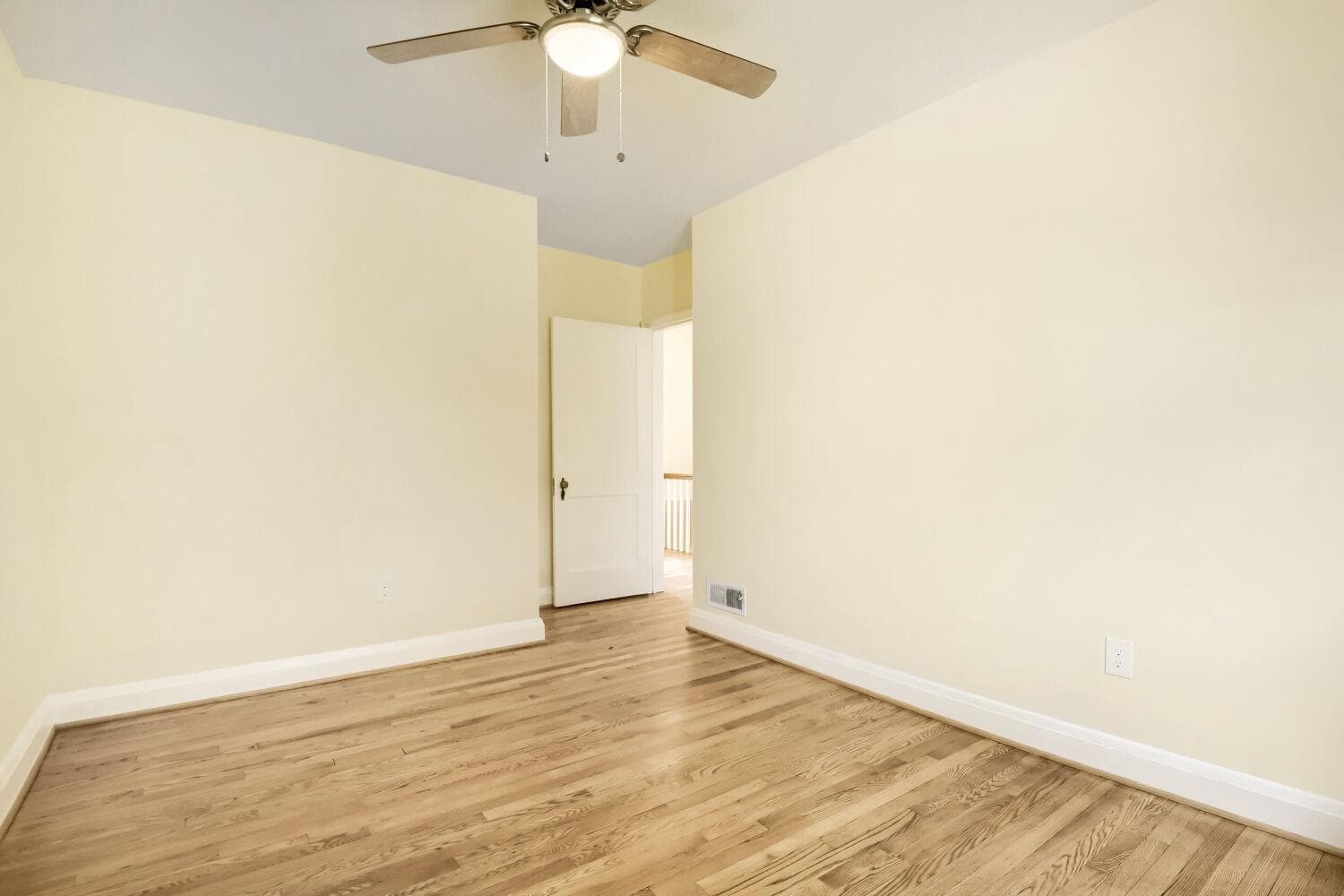 220 N Edgewood Street photo 13