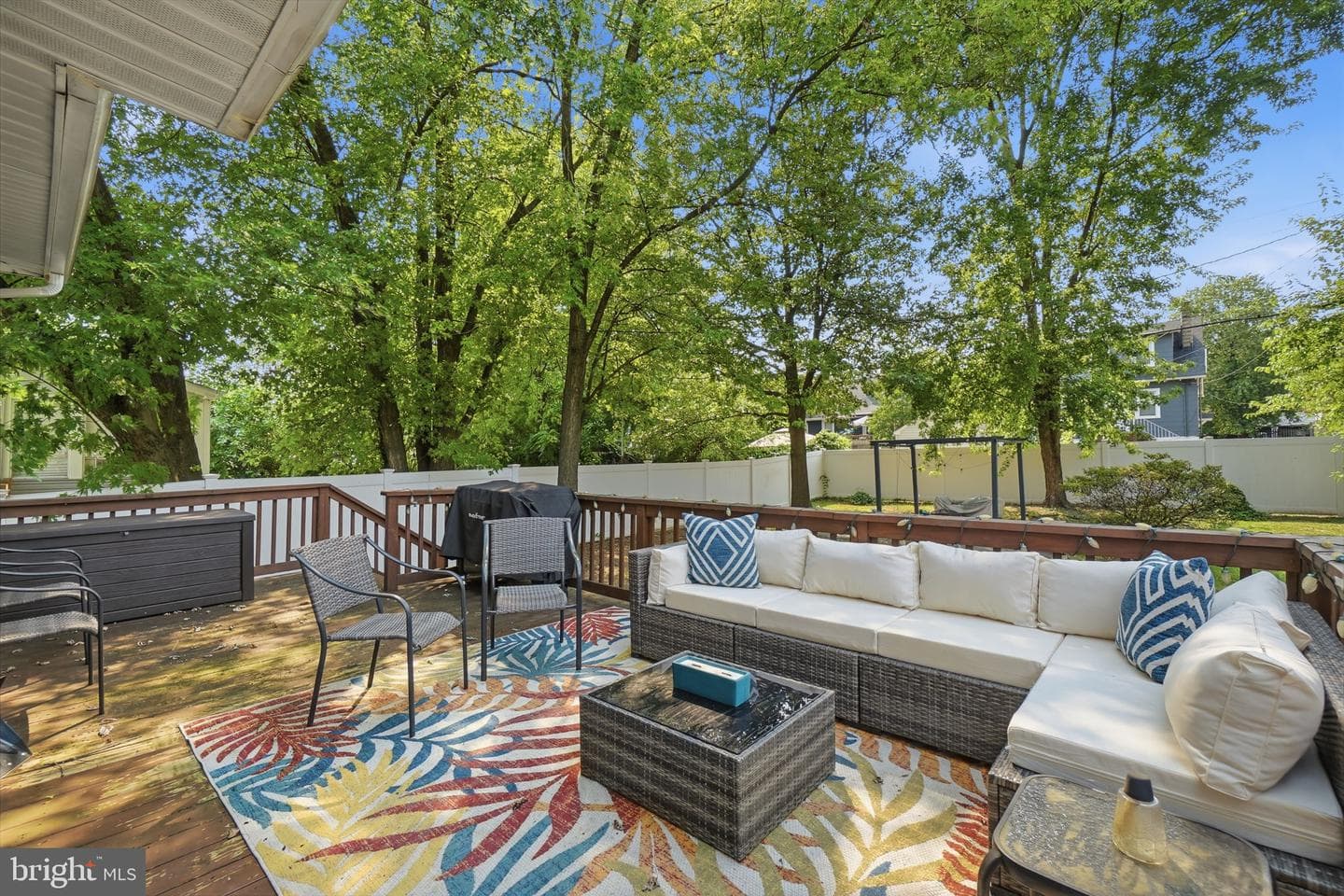 5978 Glenoak Avenue photo 17