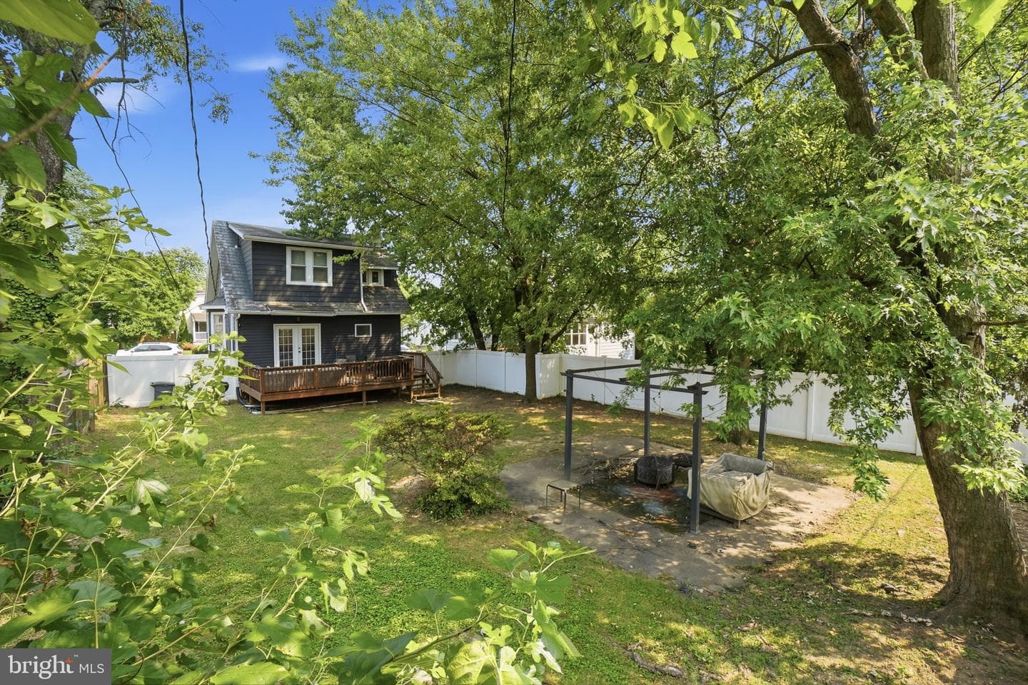 5978 Glenoak Avenue photo 34
