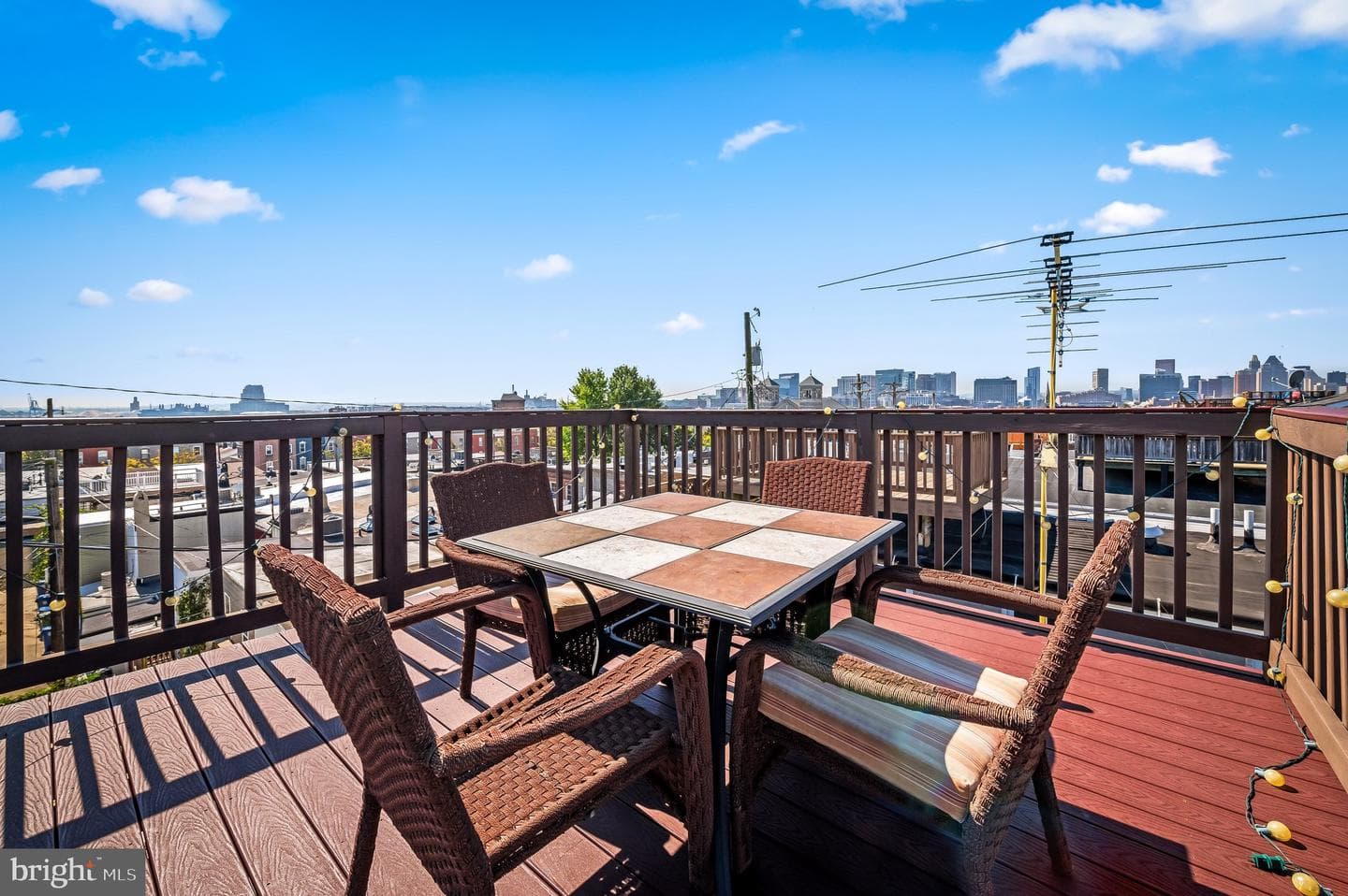 2231 Gough Street photo 24