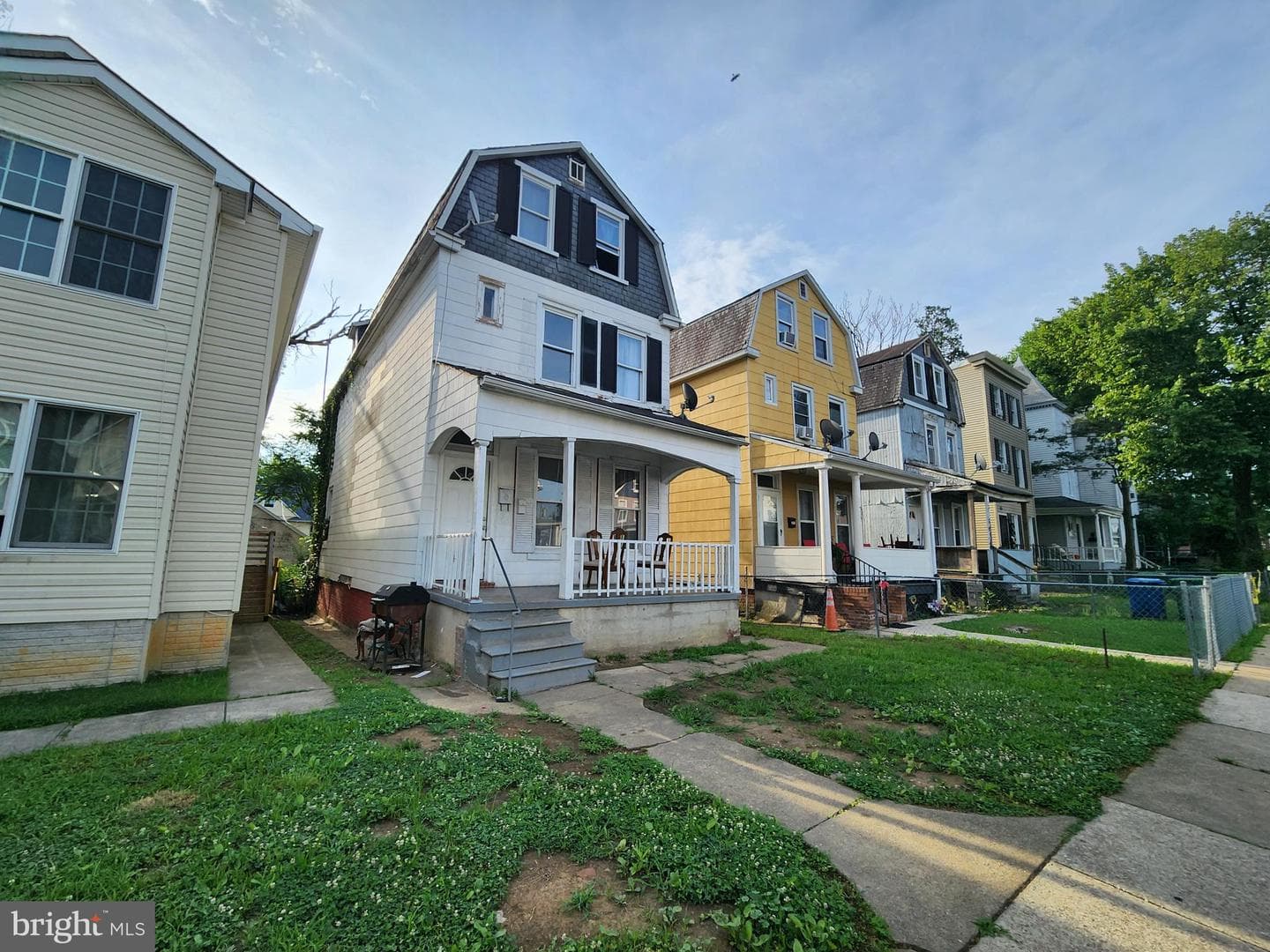313 S Augusta Avenue photo 2