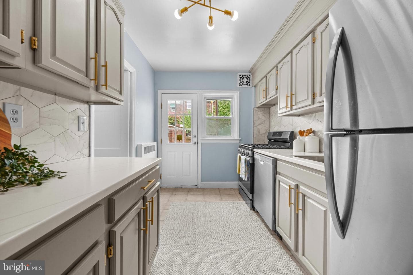 3906 Yolando Road photo 12