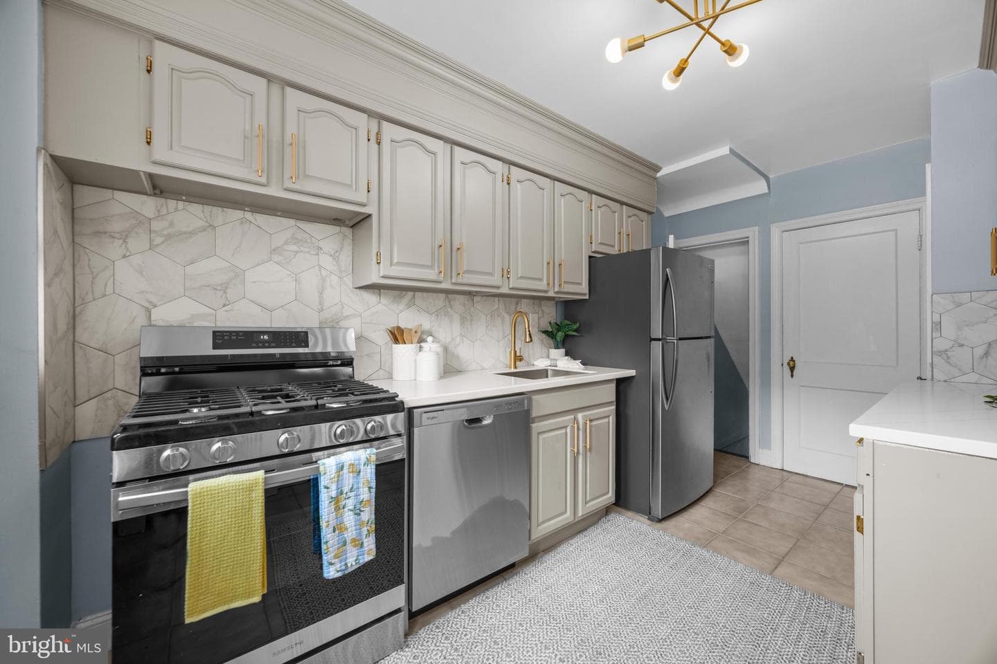 3906 Yolando Road photo 15