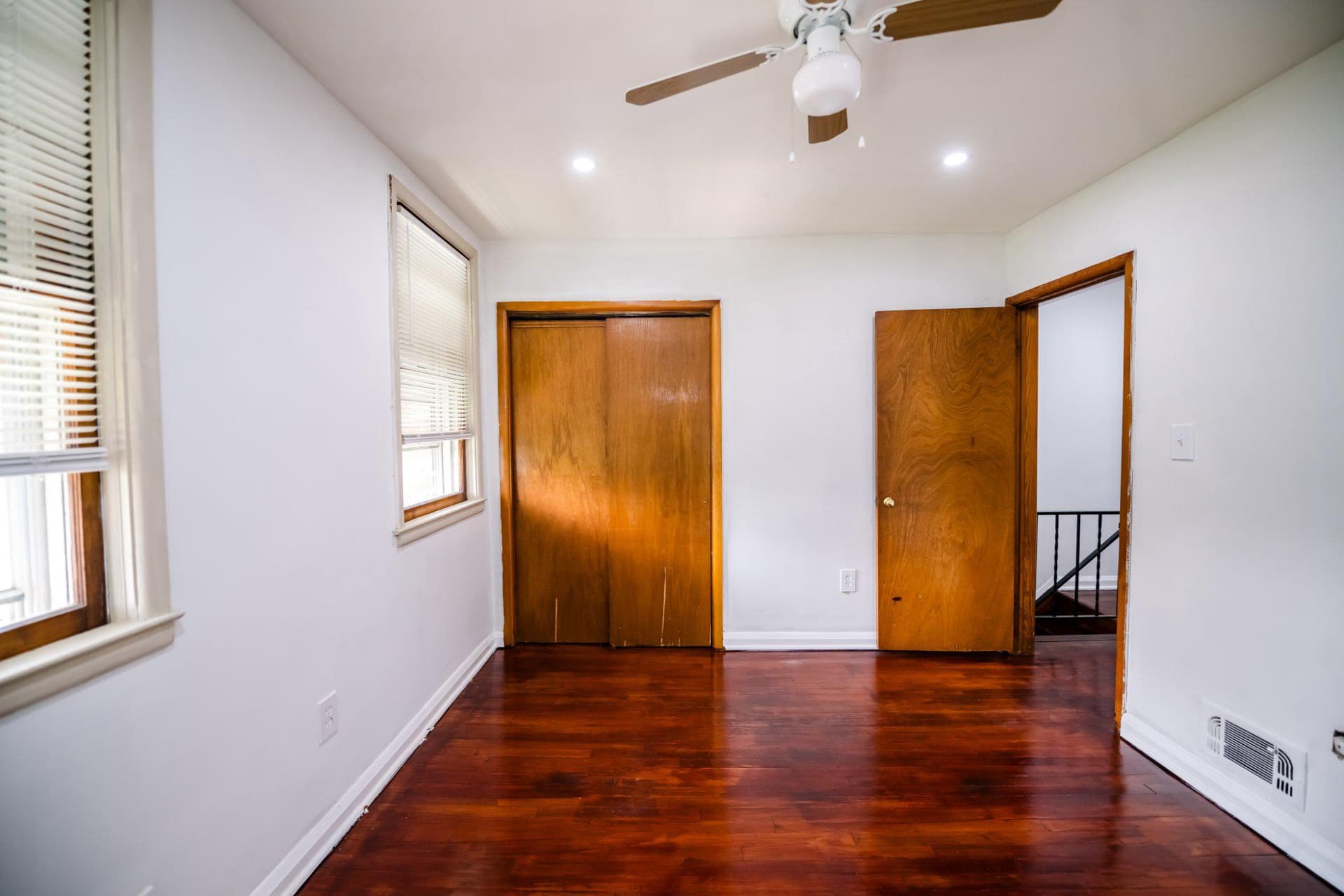 1608 Dundalk Avenue photo 16