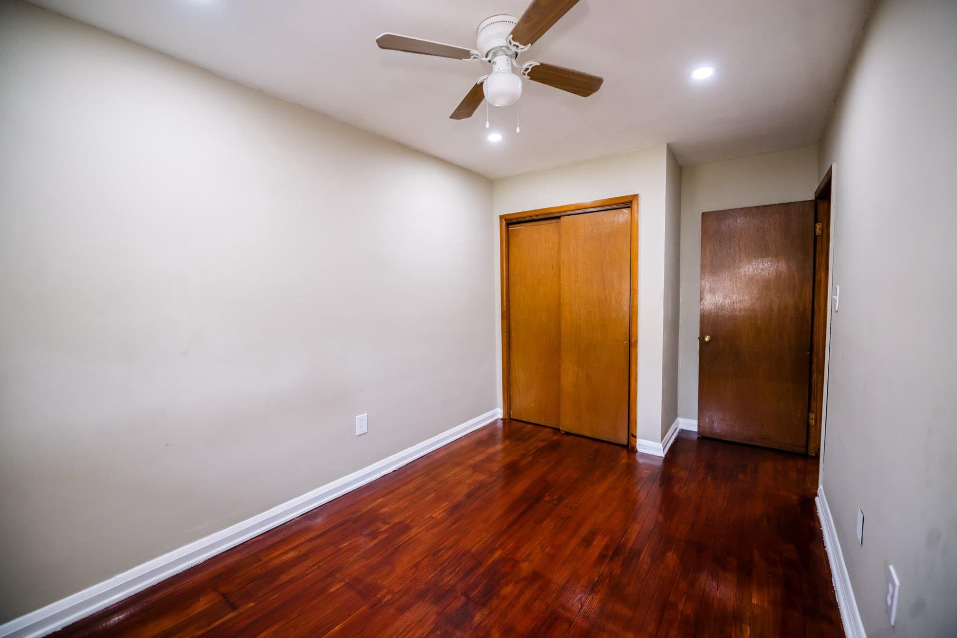 1608 Dundalk Avenue photo 22