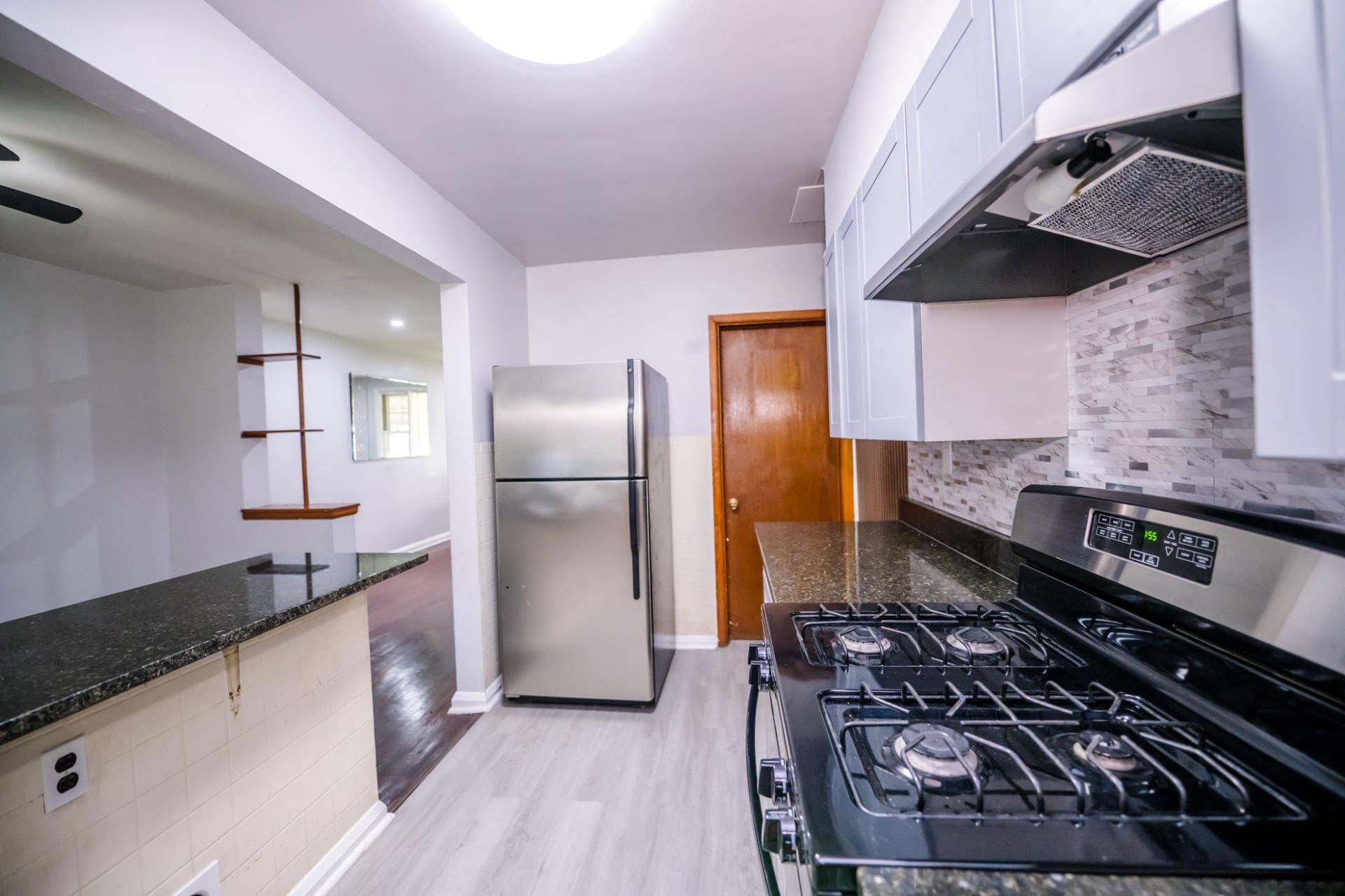 1608 Dundalk Avenue photo 9