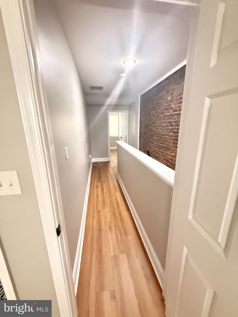 519 N Port Street photo 14