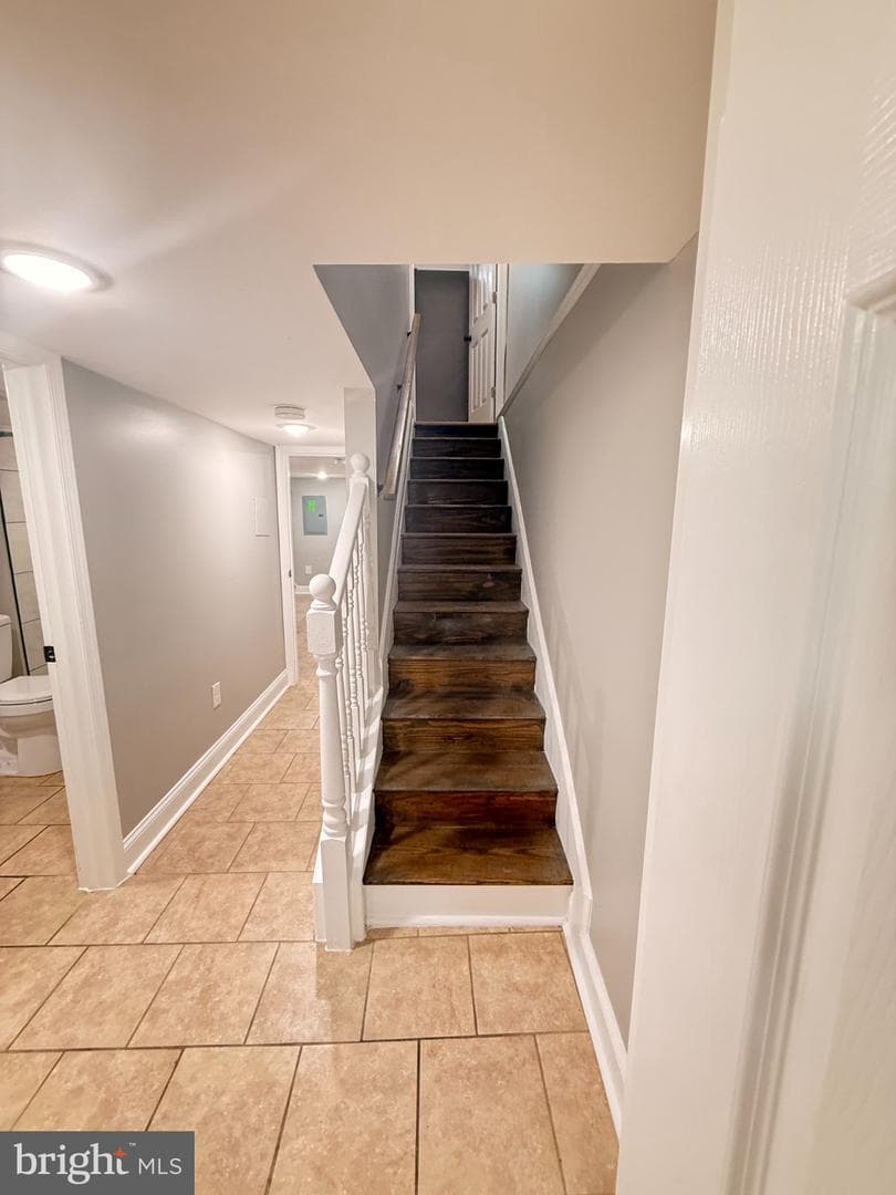 519 N Port Street photo 2