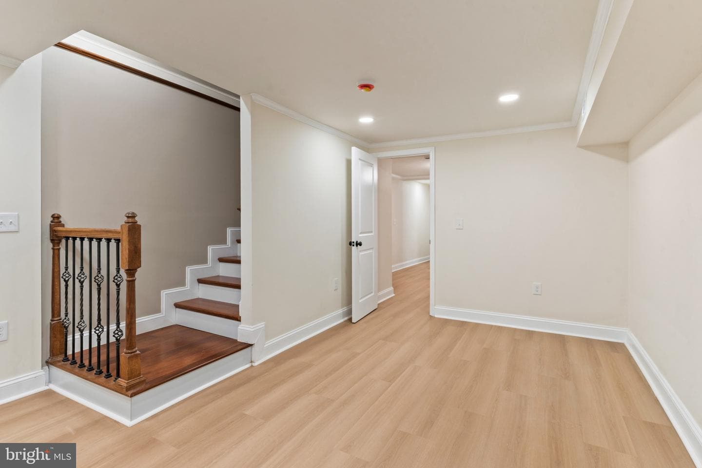 2769 W North Avenue photo 29