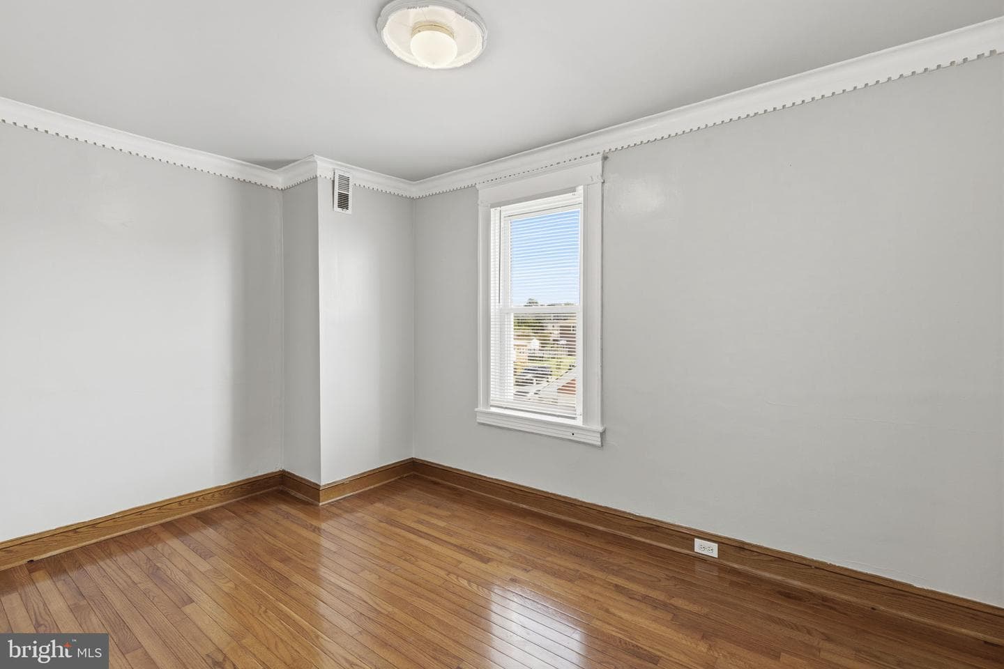 6609 Bushey Street photo 13