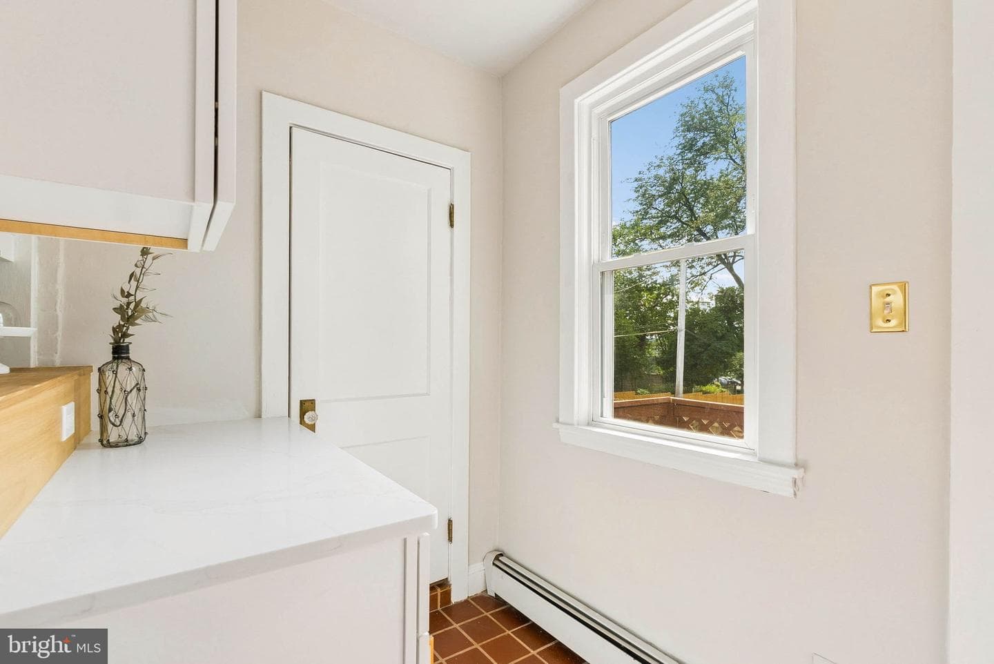 4018 Roland Avenue photo 17