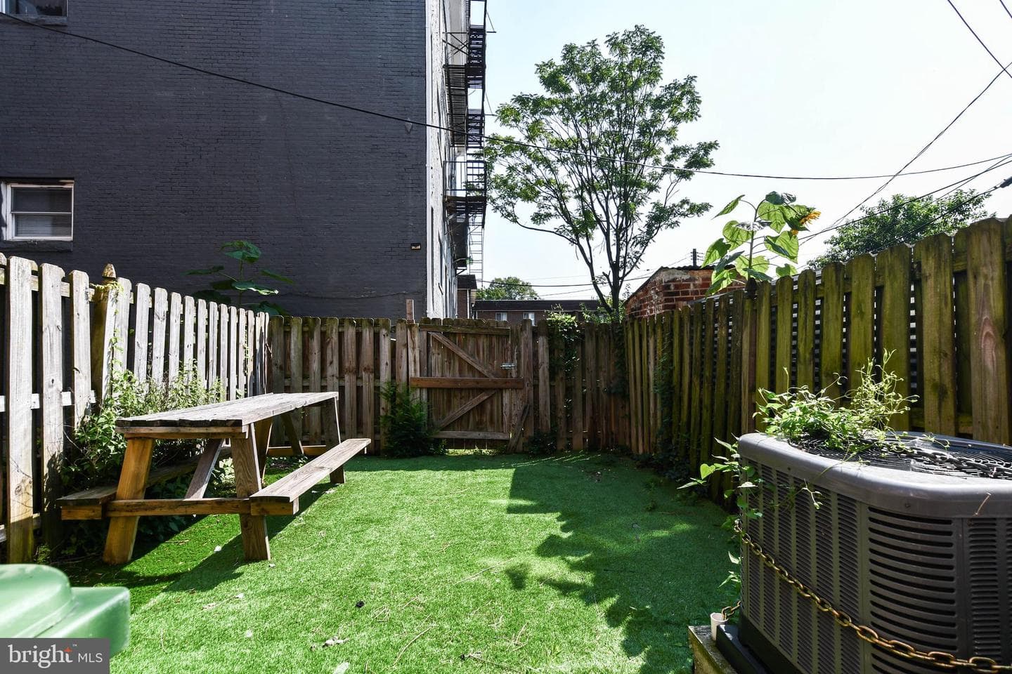 2035 Madison Avenue photo 44