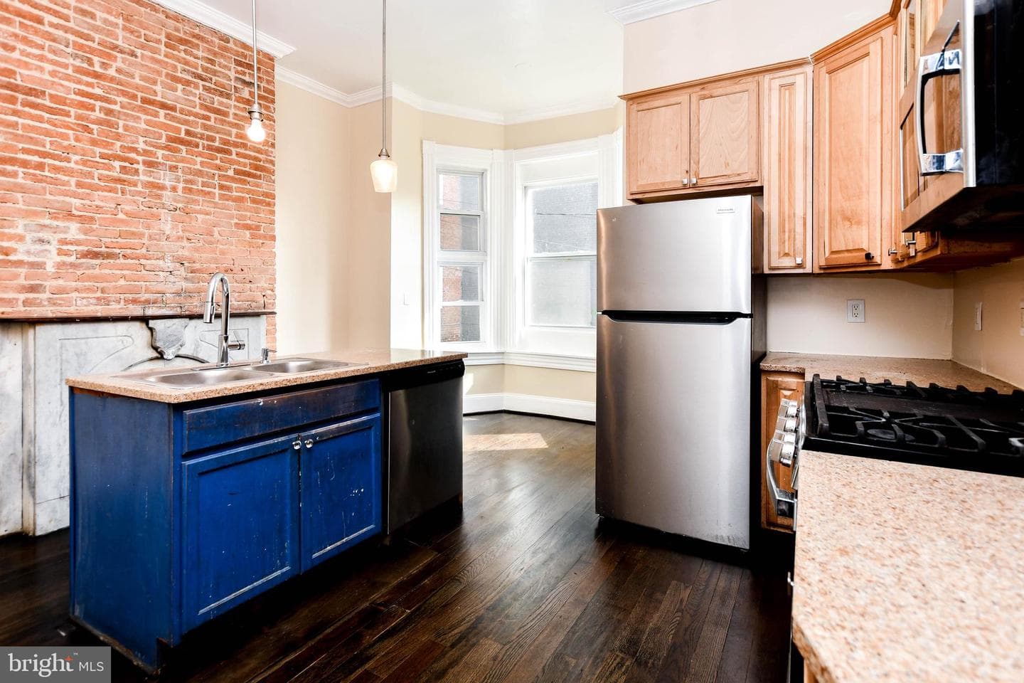 2035 Madison Avenue photo 9