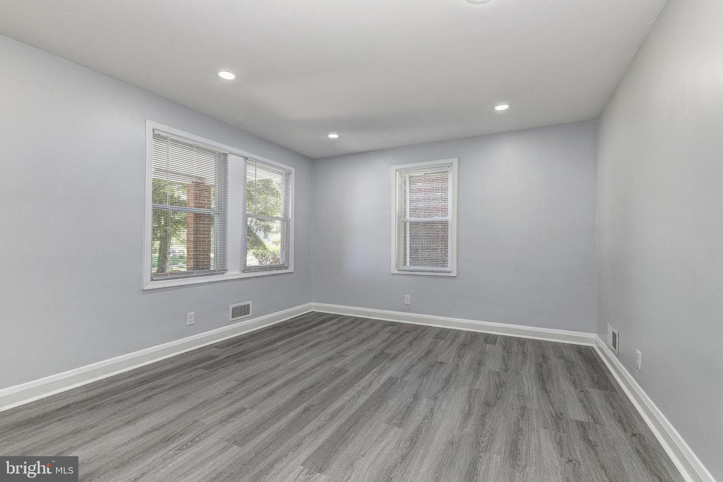 5802 Bland Avenue photo 5