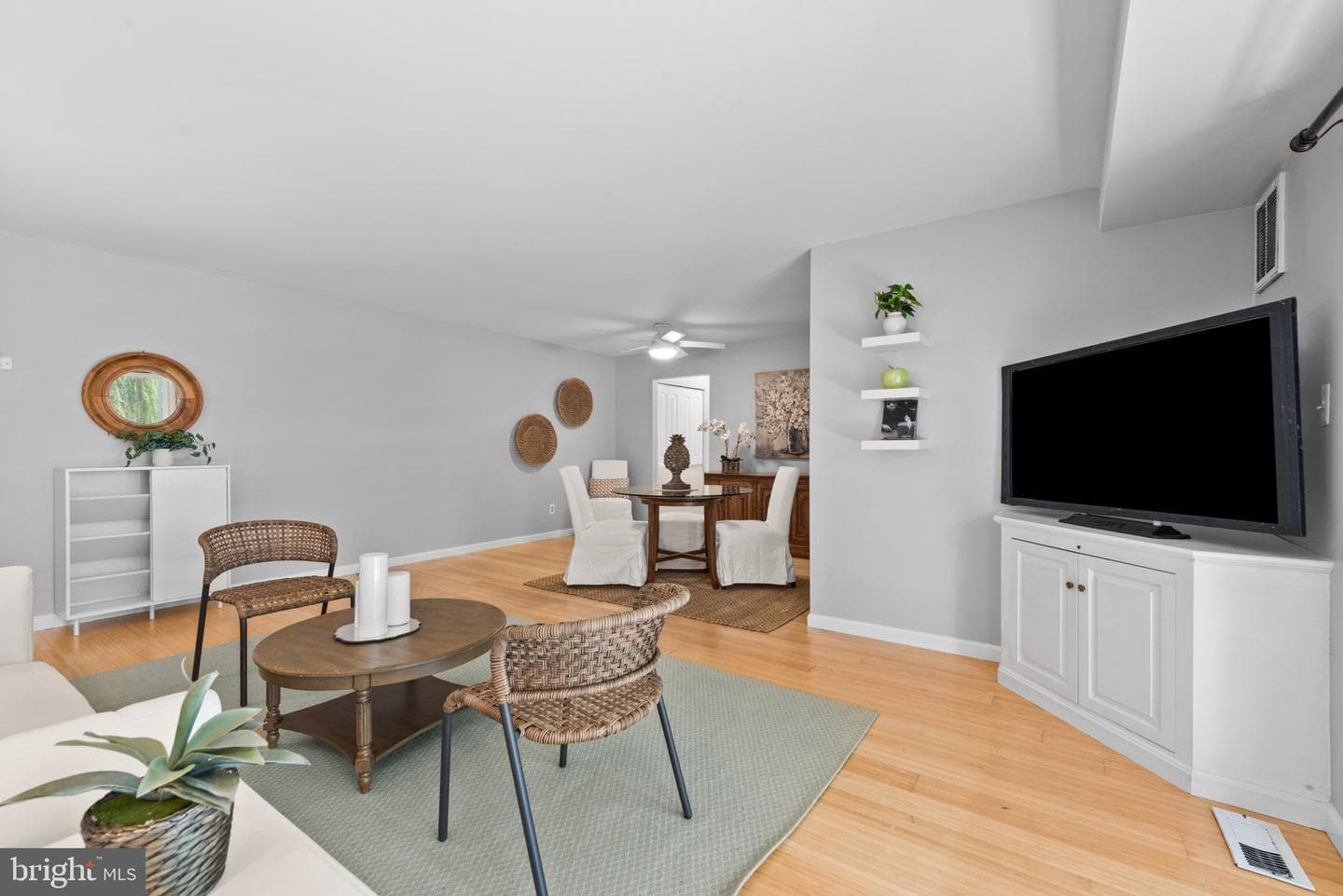 317 Homeland Southway #2b photo 8