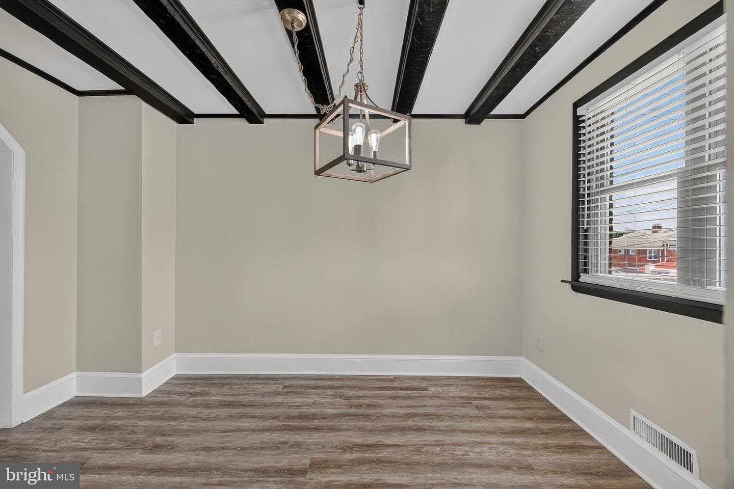 1623 S Ellamont Street photo 10