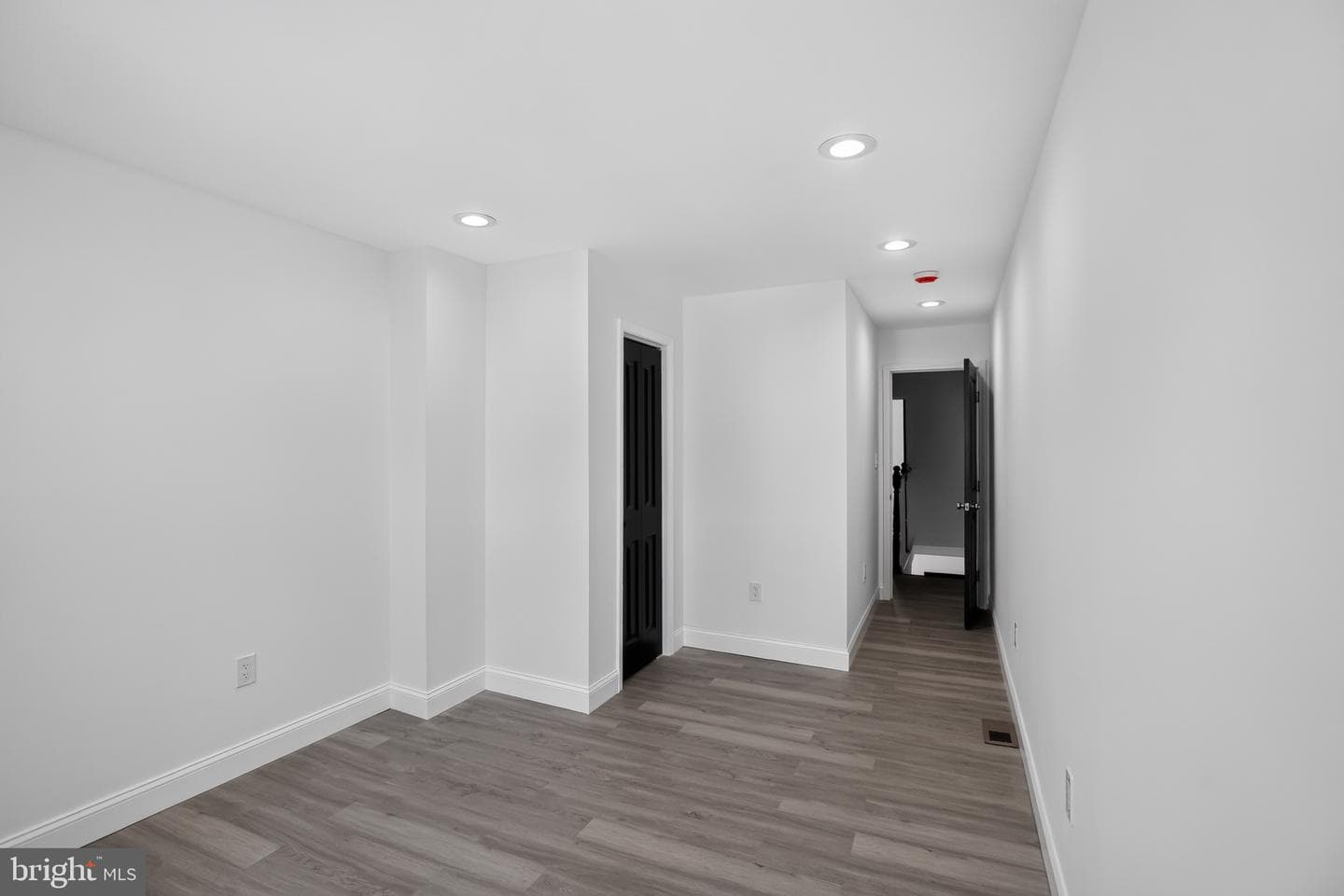2877 Woodbrook Avenue photo 31