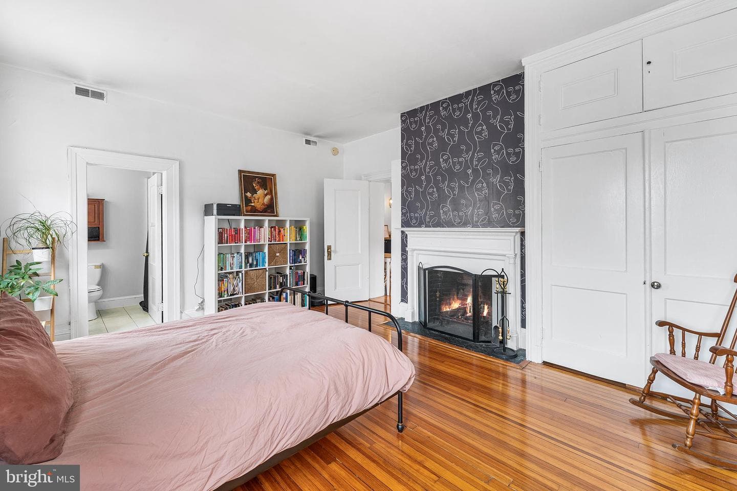 10 W Madison Street #31 photo 10