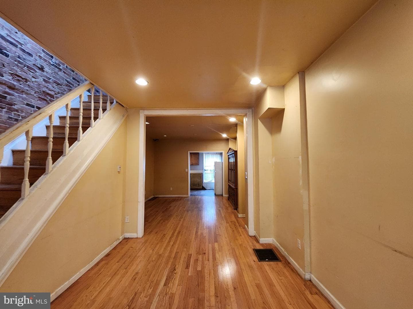 3034 McElderry Street photo 4
