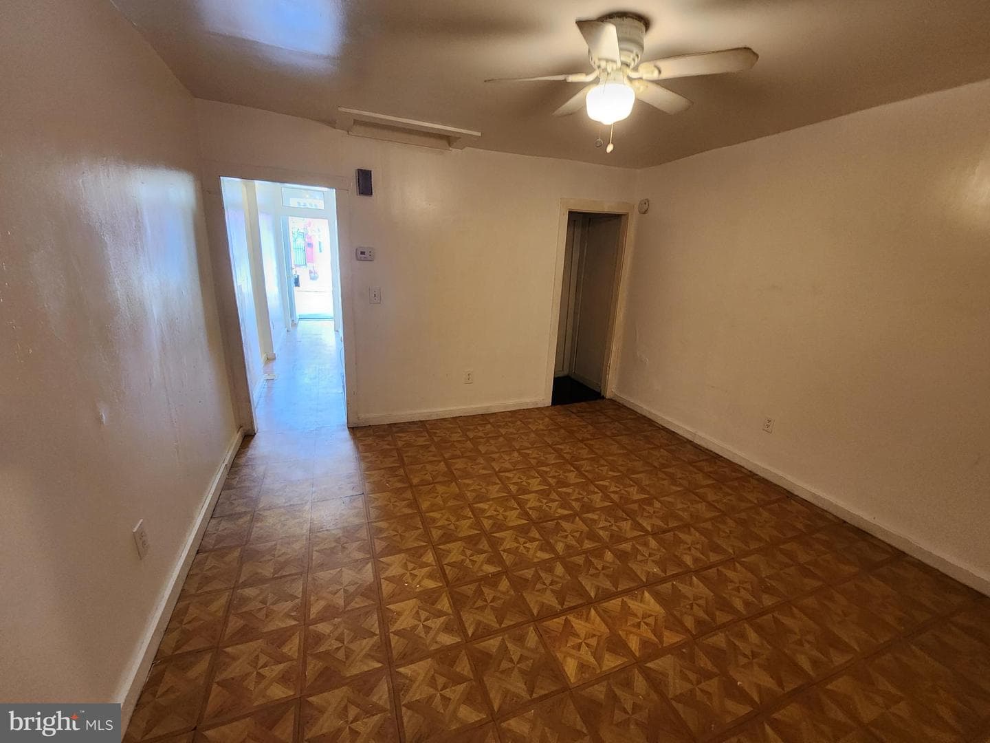 2142 W Fayette Street photo 9