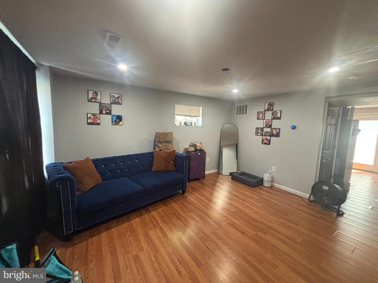 2432 Harriet Avenue photo 6