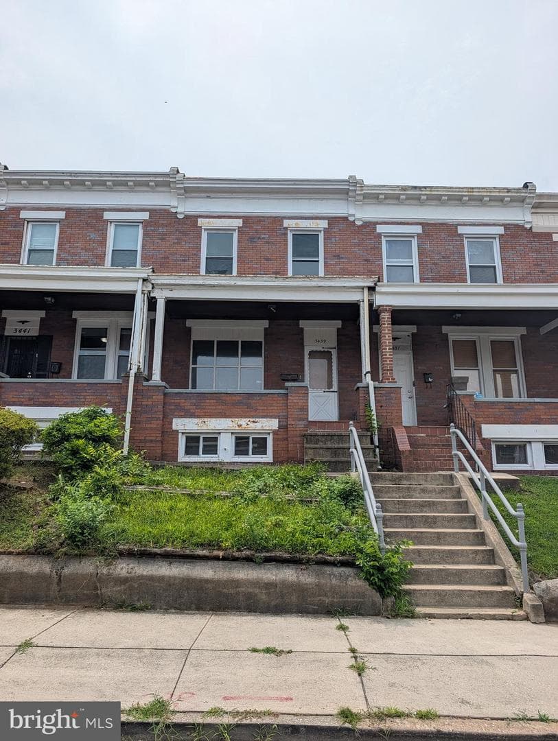 3439 Kenyon Avenue photo 1