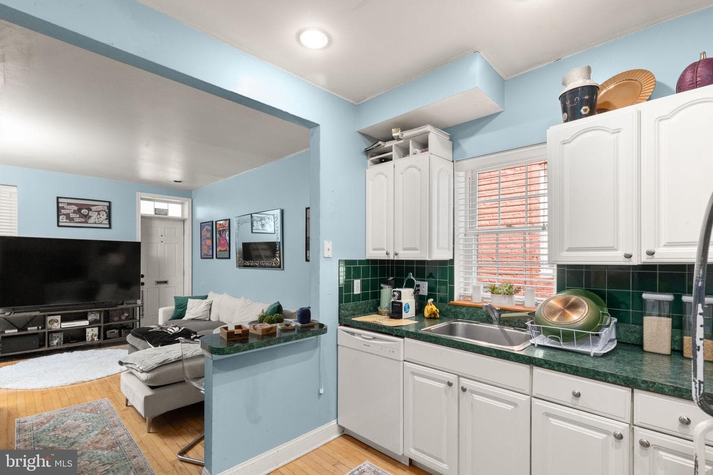 245 S Madeira Street photo 6