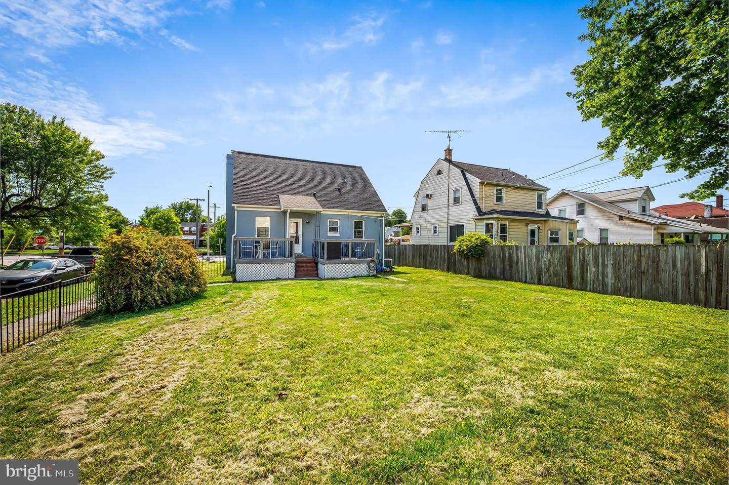 1613 Dundalk Avenue photo 4